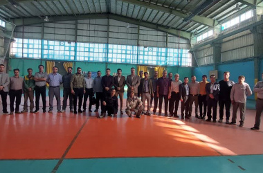 برگزاری مسابقه طناب کشی (ویژه آقایان)