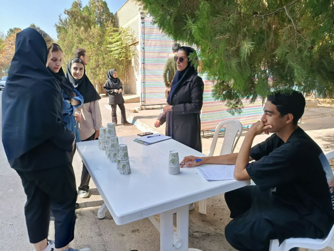 ویژه برنامه روز پنجم-برگزاری مسابقه لیوان چینی(دختران)