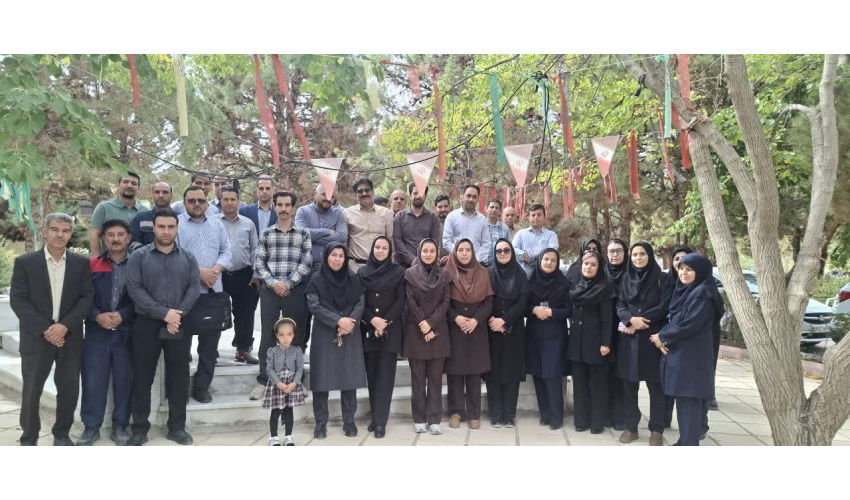 برگزاری همایش پیاده‌روی همکاران دانشگاه به مناسبت هفته دفاع مقدس و روز ورزش دانشگاهی